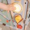 Pastelinių spalvų veiklos lenta namelis Zoo