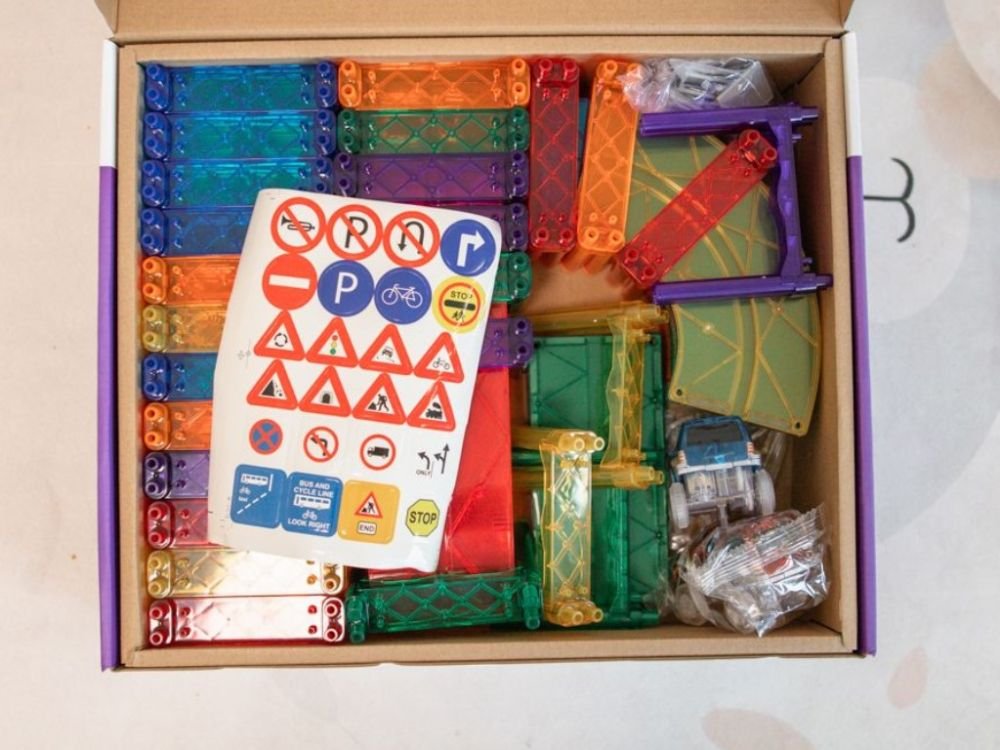 Magnetinė trasos konstravimo dėlionė (100 vnt.)